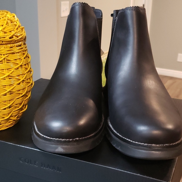 Cole Haan Men's Zerogrand Chelsea Boot - Picture 2 of 5